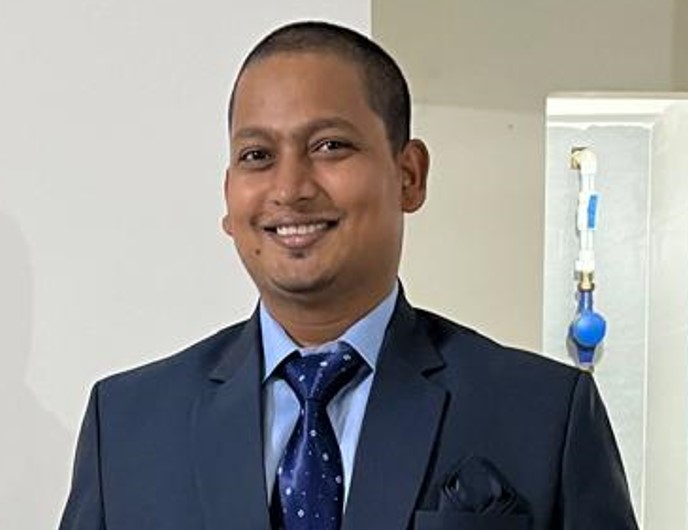 Dr. Avinash Kumar Mehta